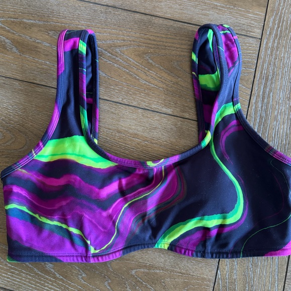 Fabletics Multicolor Activewear Set - Picture 5 of 16